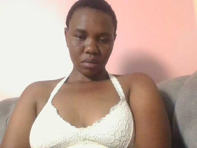 Kittydew live cam on BongaCams