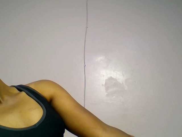 Kittydew live cam on BongaCams