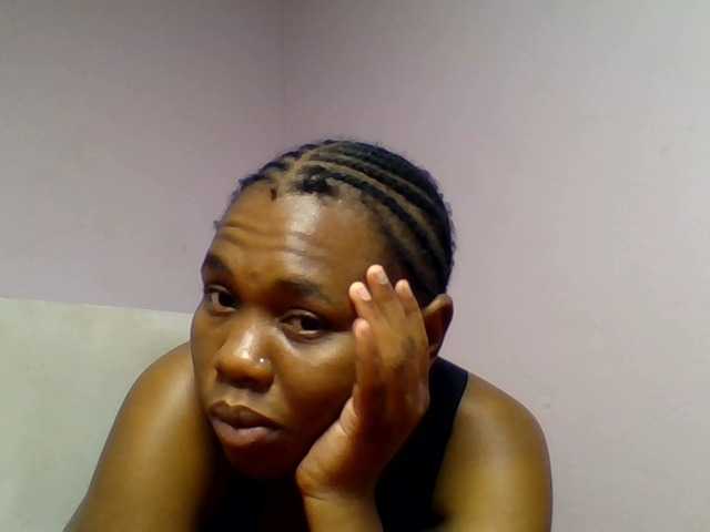 Kittydew live cam on BongaCams