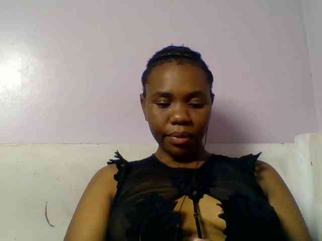 Kittydew Live Webcam on BongaCams