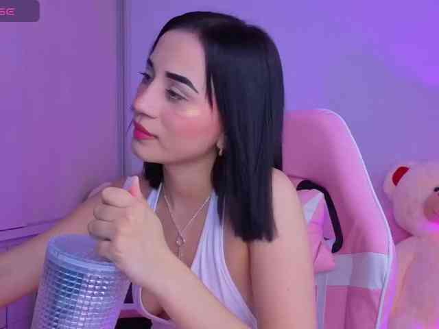Modelo: dolliemmaa