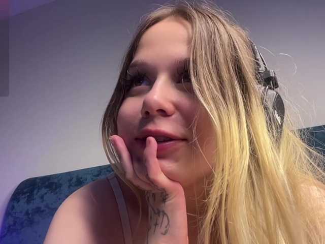 ChanWestenbarger live cam on BongaCams