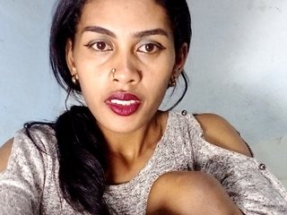 MiaTsoa Porn Show