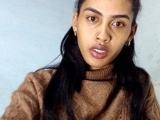 MiaTsoa's Live Webcam