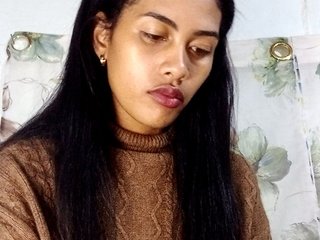 MiaTsoa's Live Webcam