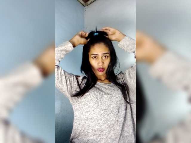 MiaTsoa live cam on BongaCams
