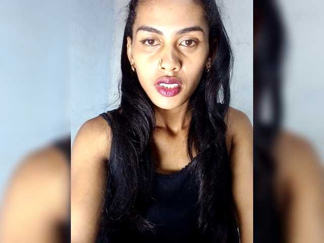 MiaTsoa live cam on BongaCams