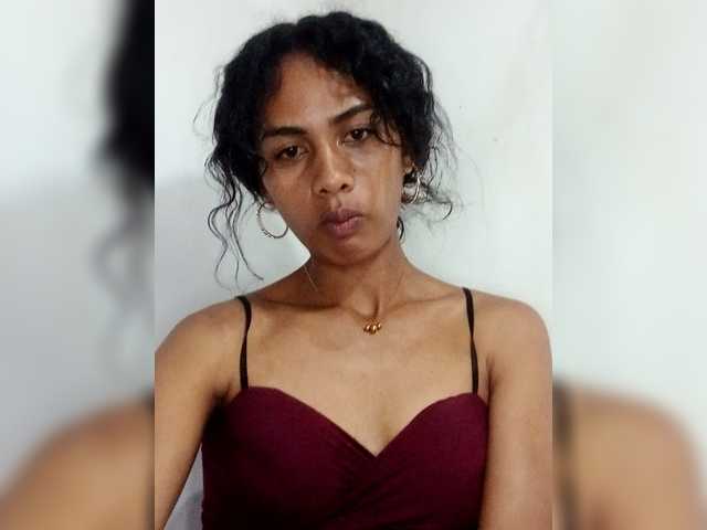 MiaTsoa live cam on BongaCams