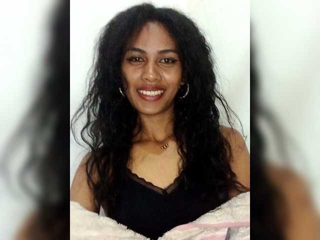 MiaTsoa live cam on BongaCams