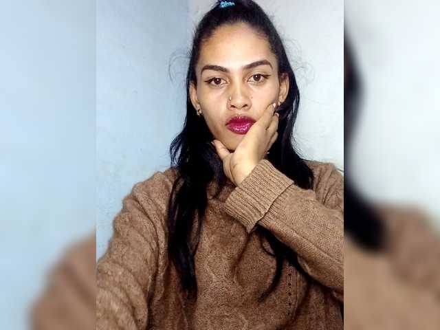 MiaTsoa live cam on BongaCams
