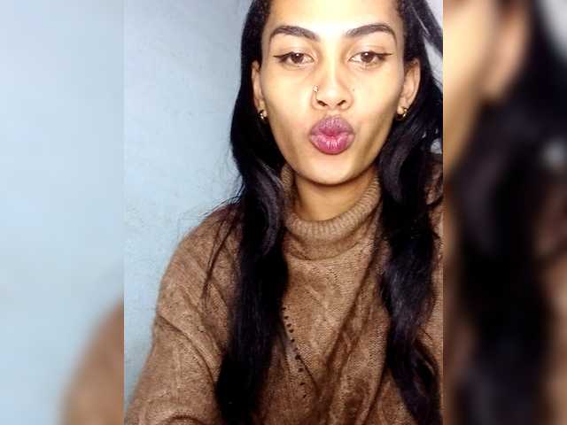 MiaTsoa live cam on BongaCams