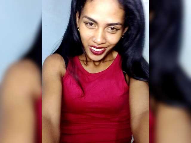MiaTsoa live cam on BongaCams