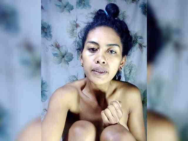MiaTsoa webcam