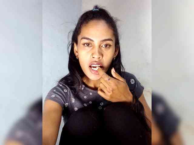 MiaTsoa webcam