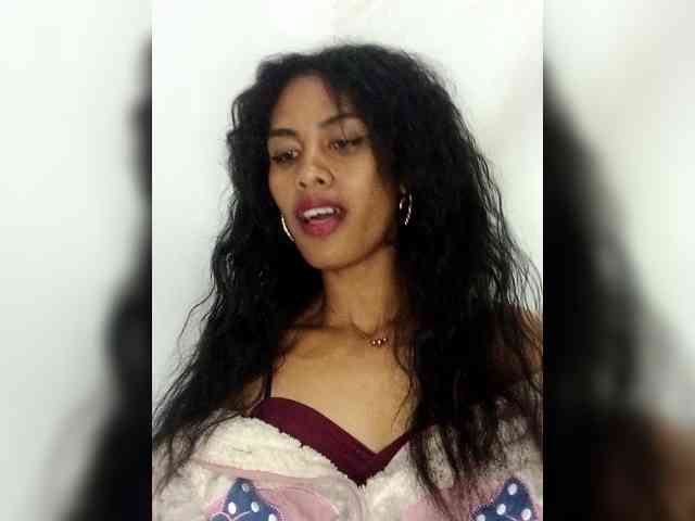 MiaTsoa webcam