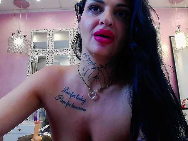 Kalystra live cam on BongaCams