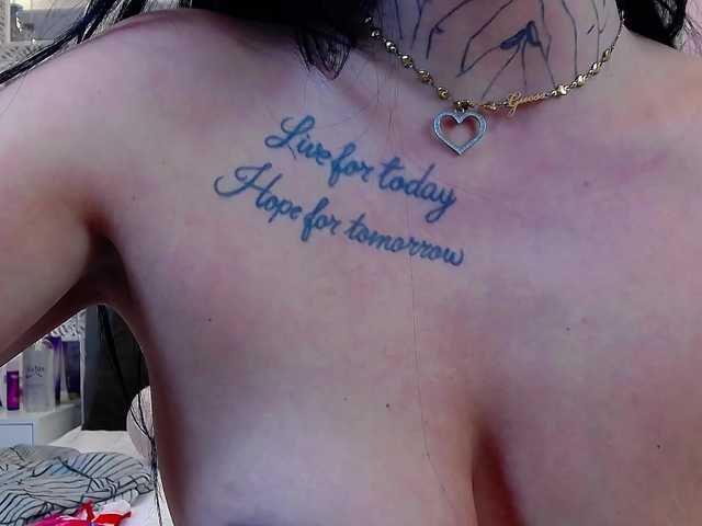 Kalystra live cam on BongaCams