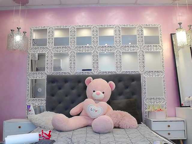 Kalystra live webcam show