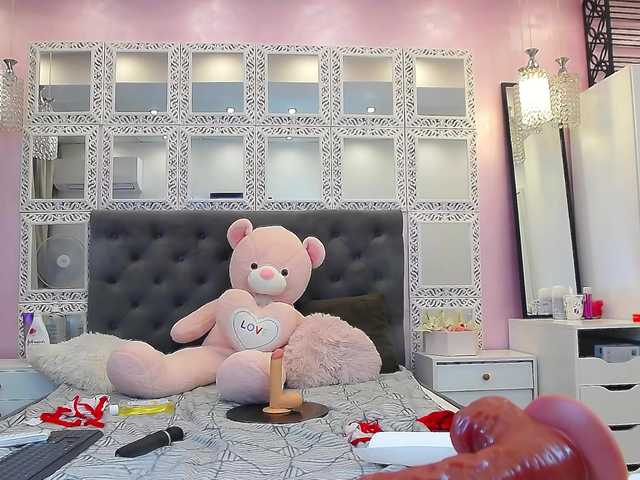Kalystra live webcam show