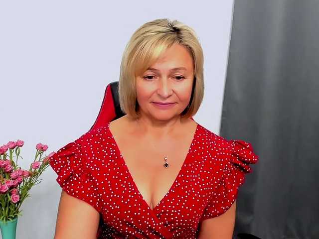 MarieneMature live cam