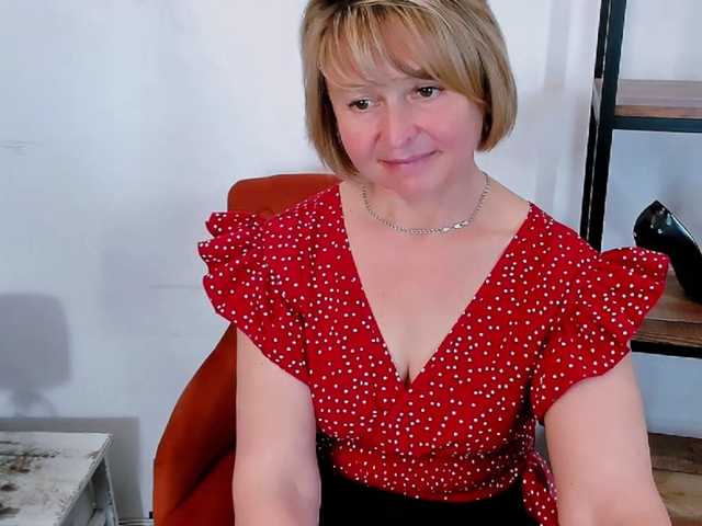 MarieneMature live cam on BongaCams