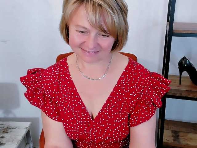 MarieneMature live cam on BongaCams
