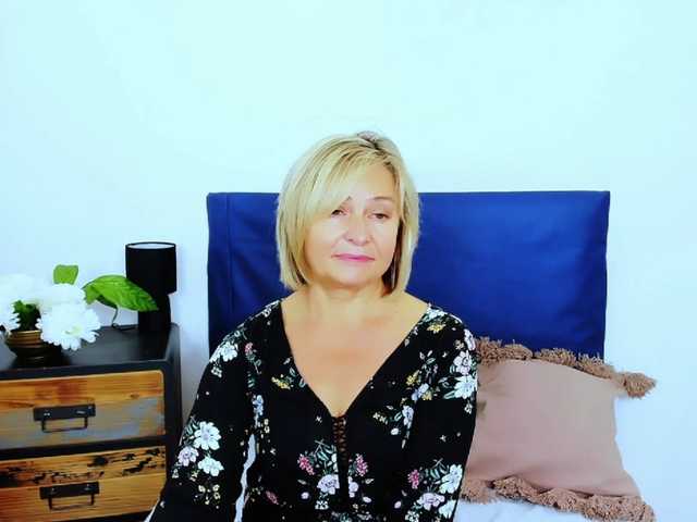 MarieneMature live cam on BongaCams