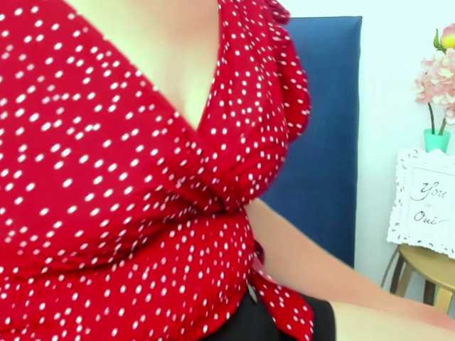 MarieneMature live cam on BongaCams