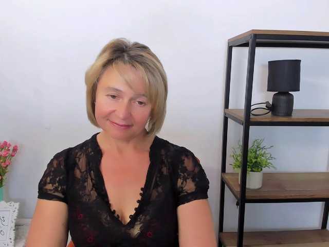 MarieneMature live cam on BongaCams