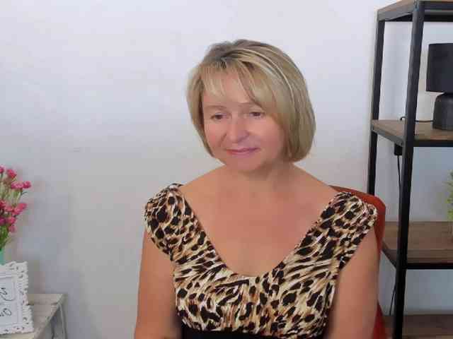 MarieneMature Sex Cam Show