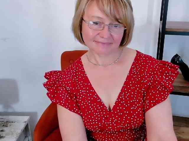 MarieneMature webcam