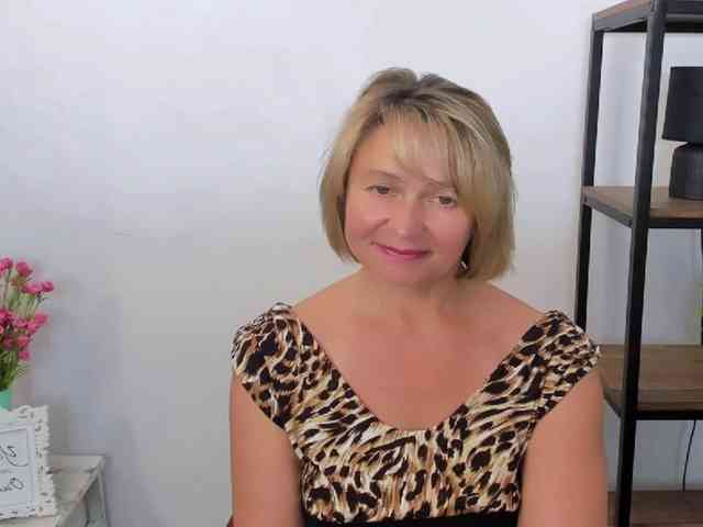 MarieneMature webcam
