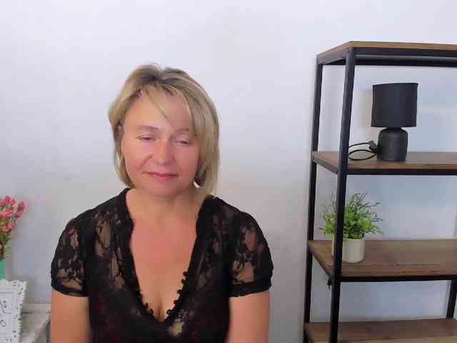 MarieneMature webcam