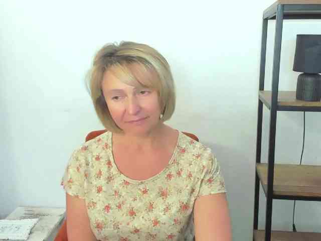 MarieneMature webcam