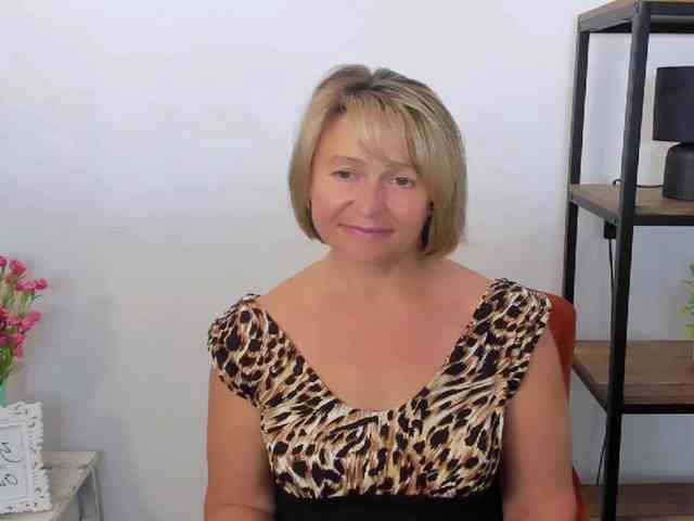 MarieneMature webcam