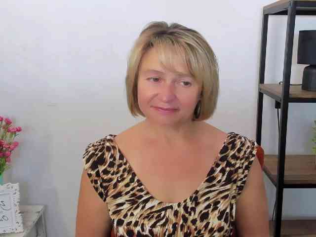 MarieneMature webcam