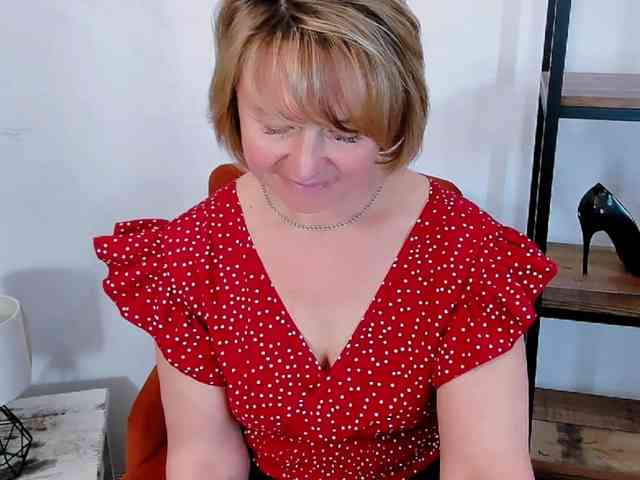 MarieneMature MarieneMature