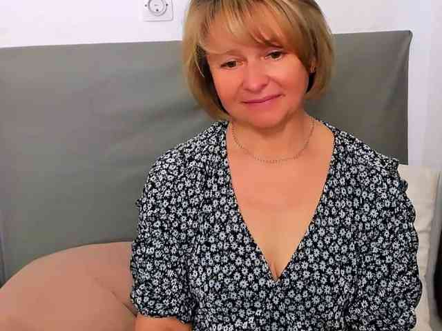 MarieneMature MarieneMature