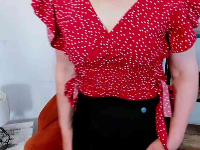 MarieneMature webcam