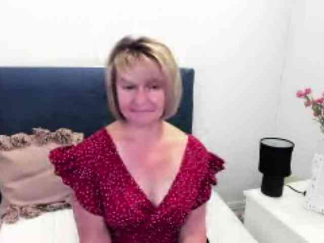 MarieneMature MarieneMature
