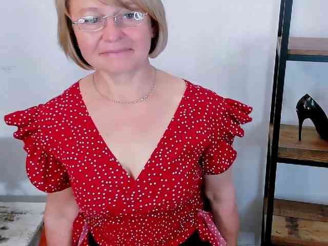 MarieneMature webcam
