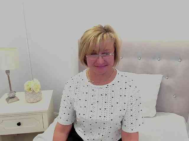 MarieneMature webcam