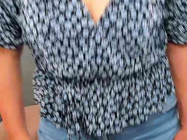 MarieneMature webcam