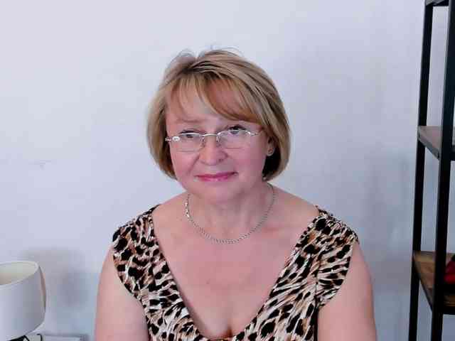 MarieneMature webcam