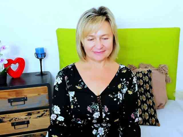 MarieneMature MarieneMature