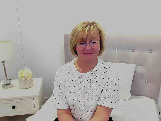 MarieneMature webcam