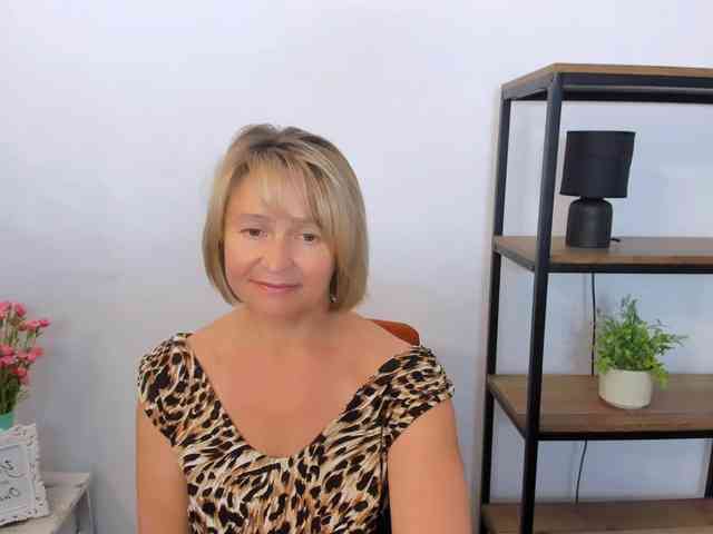 MarieneMature webcam
