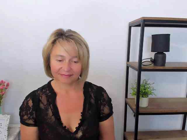 MarieneMature webcam