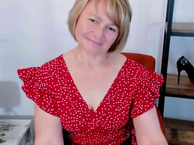 MarieneMature webcam