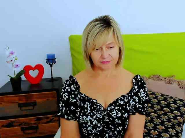 MarieneMature MarieneMature